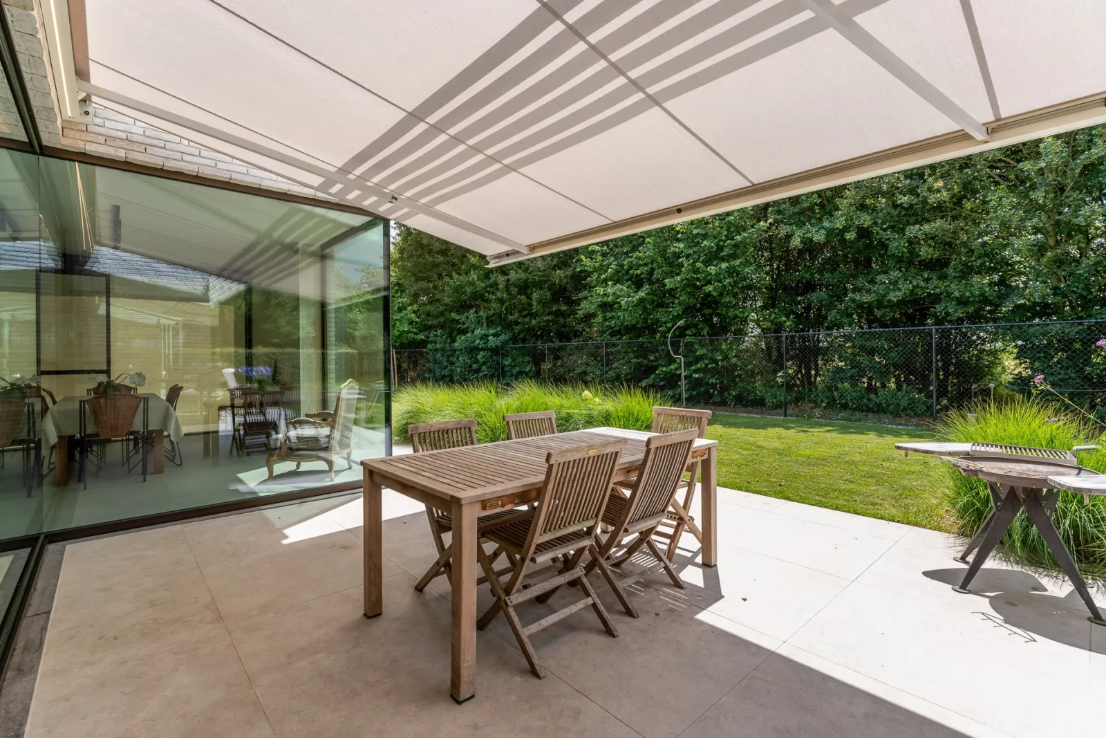 Zonwering op maat voor een moderne woning